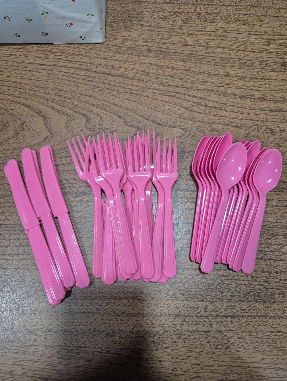 Vintage Van Brode Banquet Style Set Of Pink Cutlery